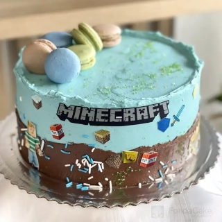 Zdobená Torta Minecraft s Makronkami a Jedlými Obrázkami